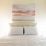 Boutique Apartment With Parkview